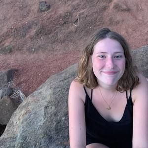 Meet your Posher, Léa